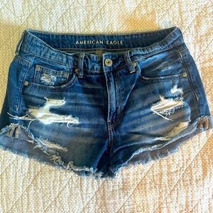 American Eagle sz6 shorts.